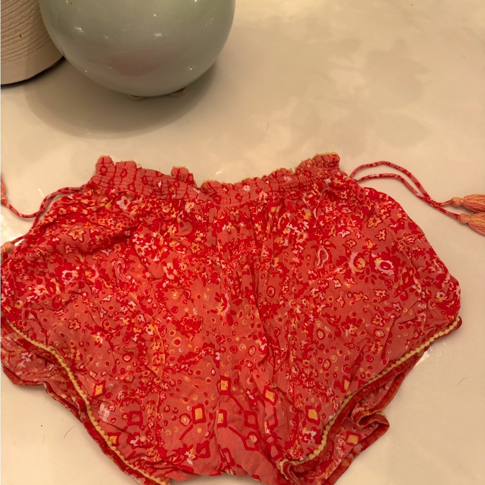 Poupette St.-Barths size M shorts with tassels!